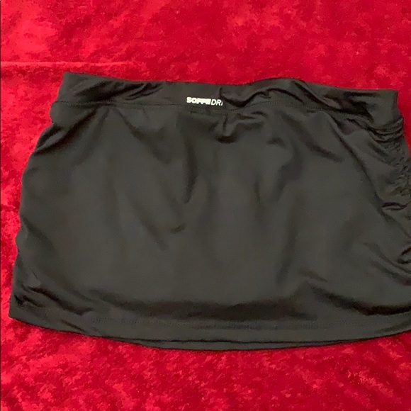 Skort - Picture 4 of 7